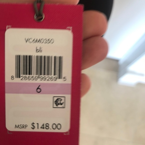 Black Body Con - Picture 3 of 5